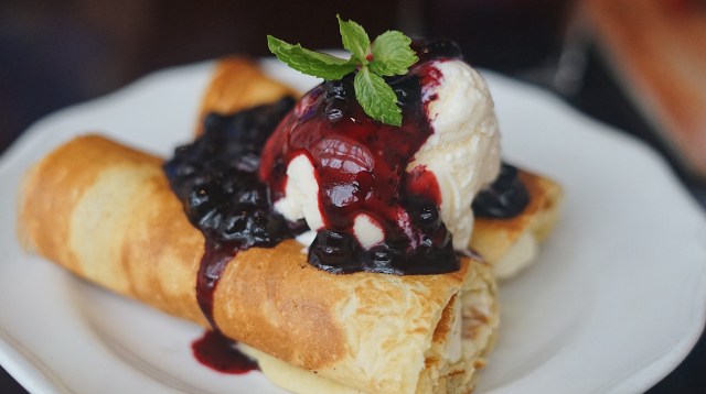 pancake-selai-blueberry-sarapan-bergizi 
